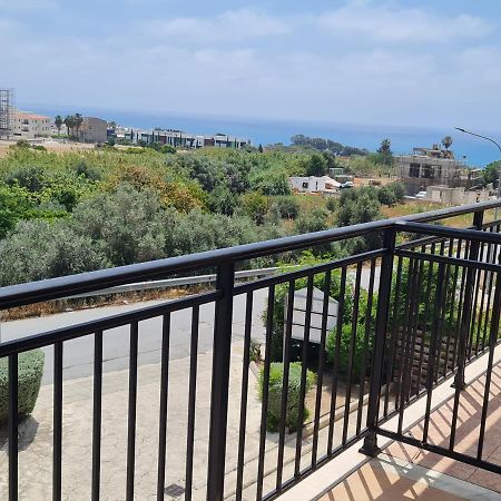 Eden Heights Sea View Apartment 203 - By Imh Travel & Tours Пафос Екстер'єр фото