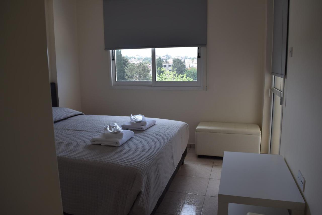 Eden Heights Sea View Apartment 203 - By Imh Travel & Tours Пафос Екстер'єр фото
